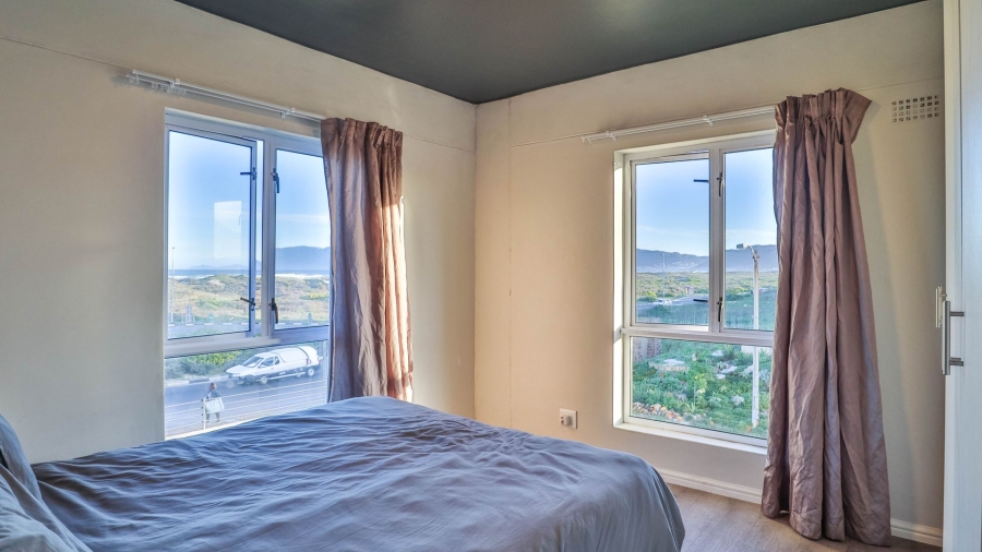 2 Bedroom Property for Sale in Muizenberg Western Cape